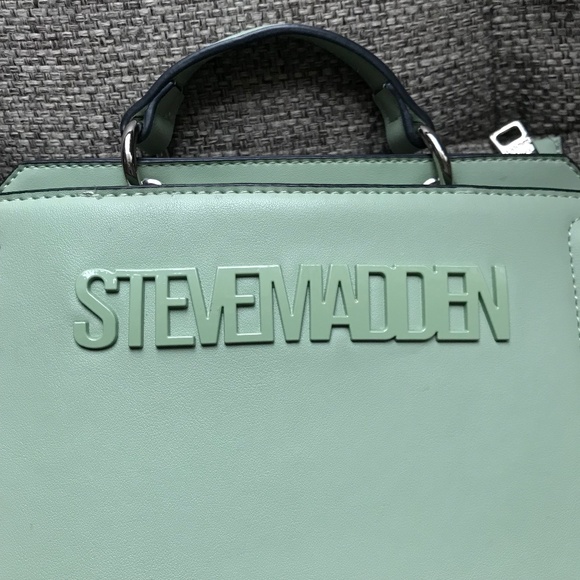 Steve Madden Evelyn / Bevelyn Mint Green Crossbody handbag - Picture 11 of 16